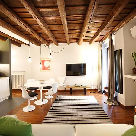 Santa Cecilia Apartment